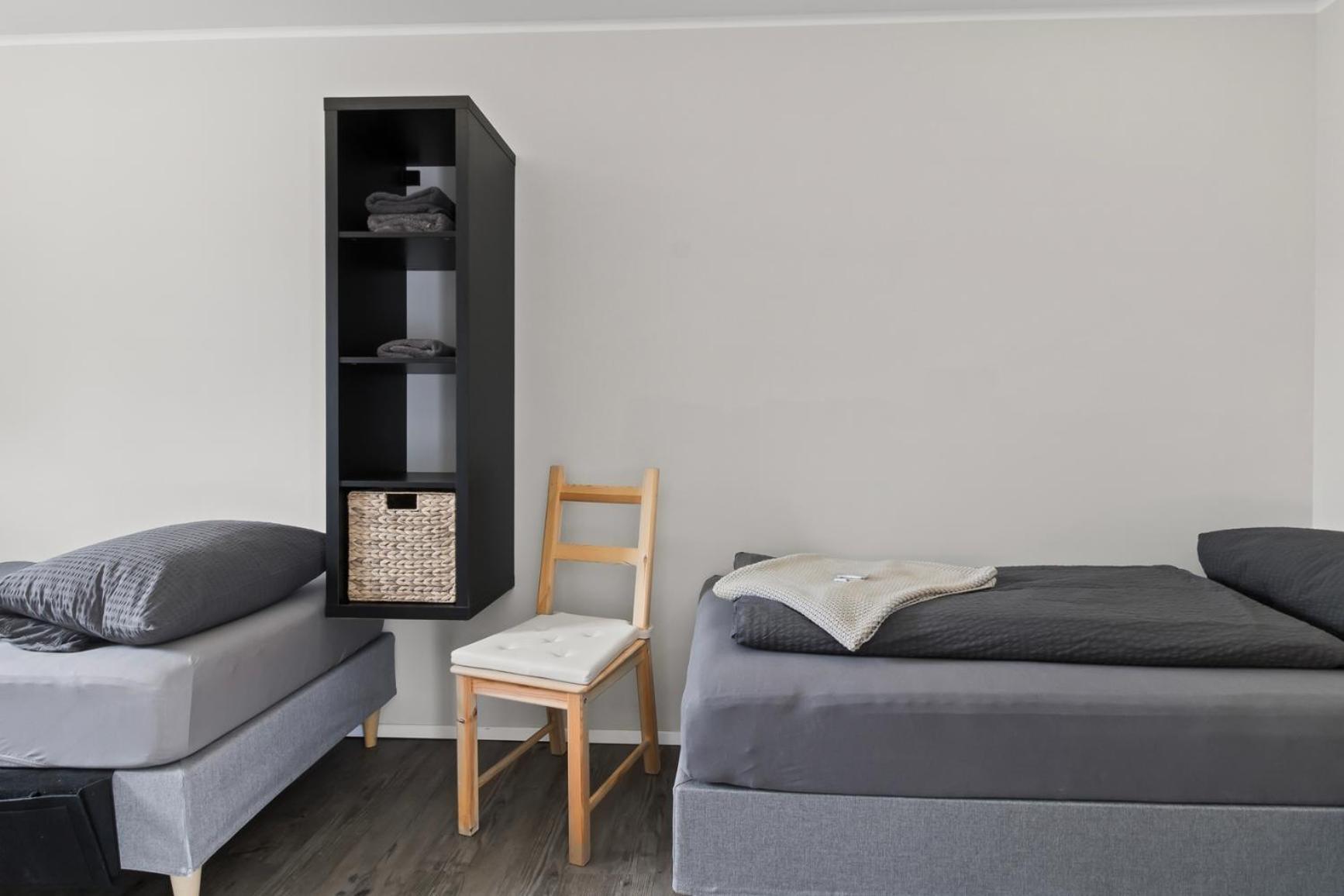 24-7 Living - Modern In With Connection Apartment *