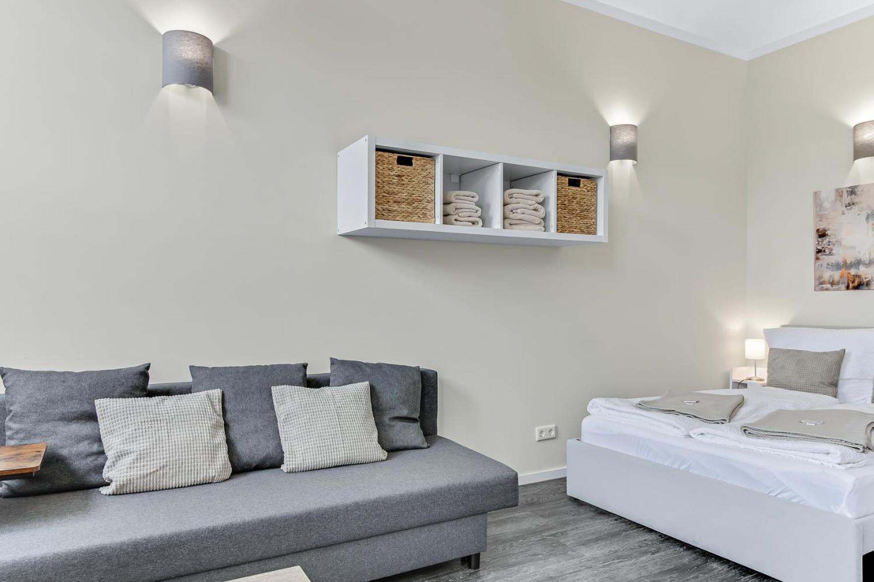 24-7 Living - Modern In With Connection * Waltrop