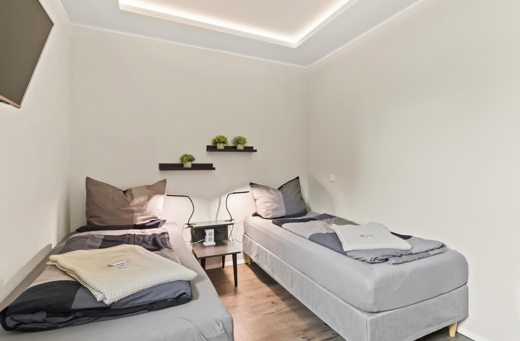24-7 Living - Modern In With Connection Apartment