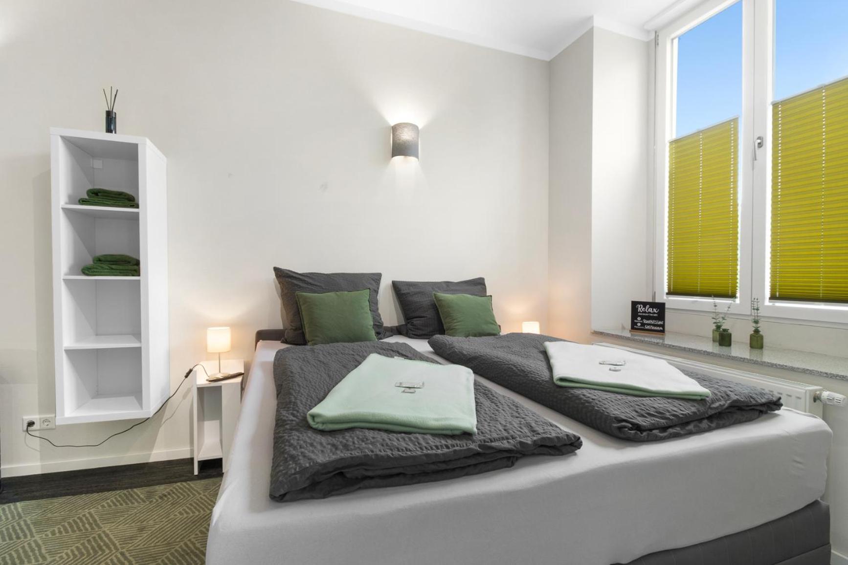 24-7 Living - Modern In With Connection Waltrop